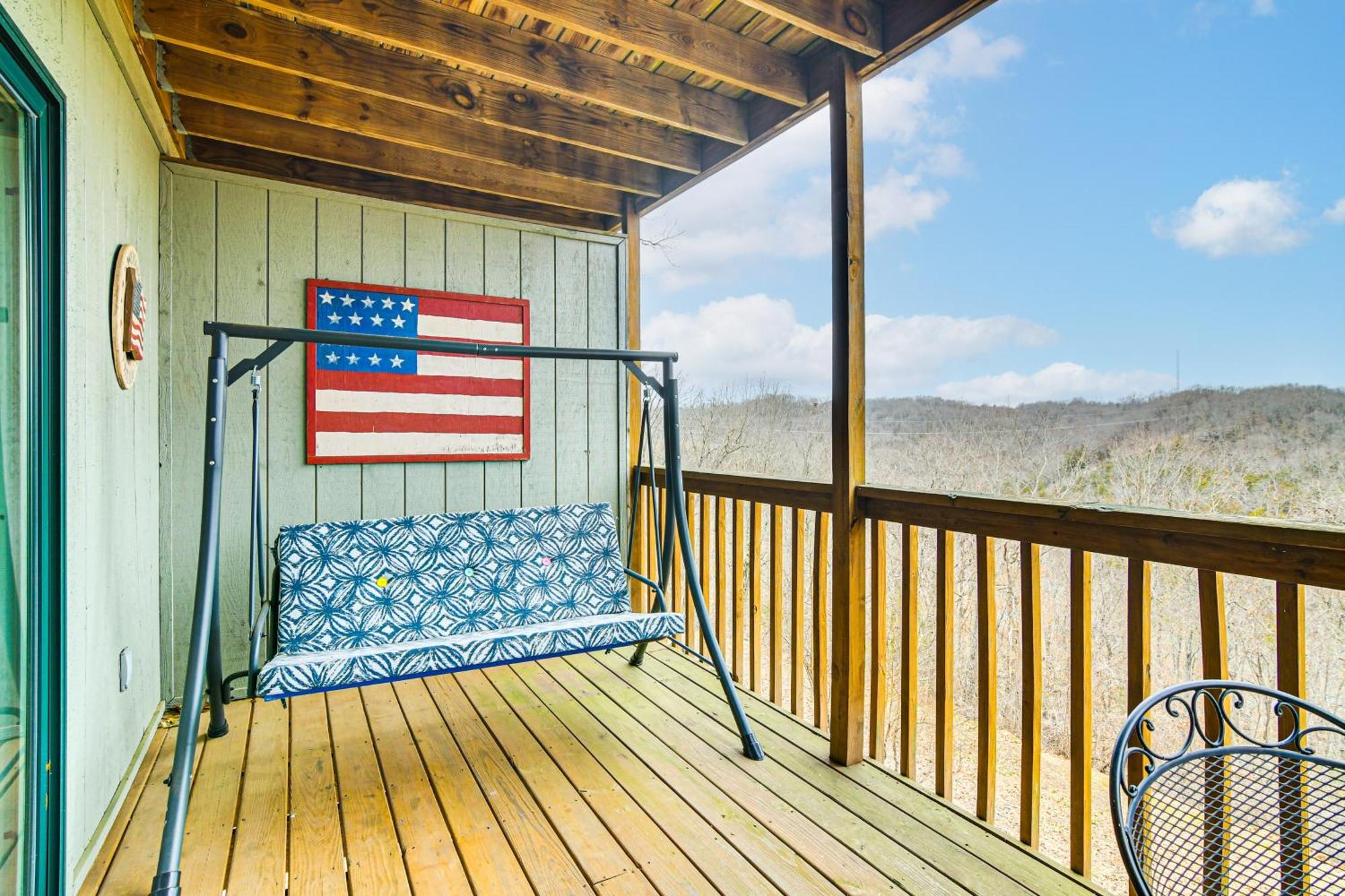 Inviting Branson West Condo With Pool Access Kültér fotó