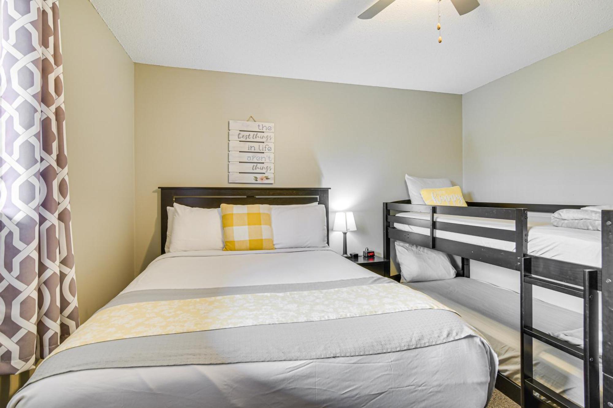 Inviting Branson West Condo With Pool Access Kültér fotó