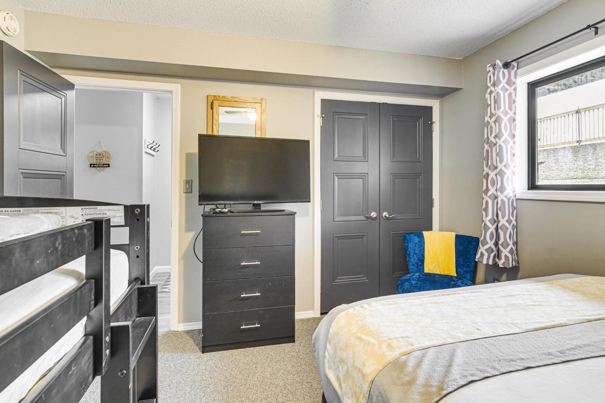 Inviting Branson West Condo With Pool Access Kültér fotó