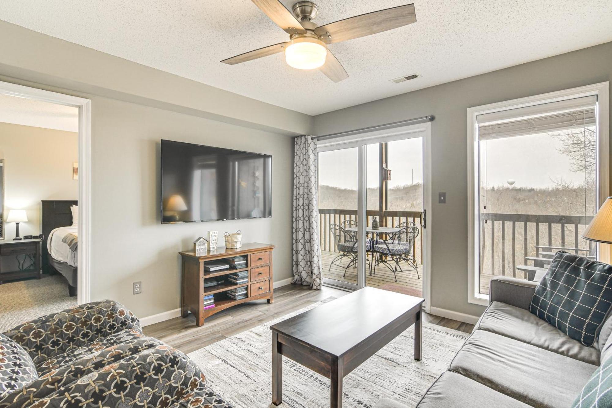 Inviting Branson West Condo With Pool Access Kültér fotó