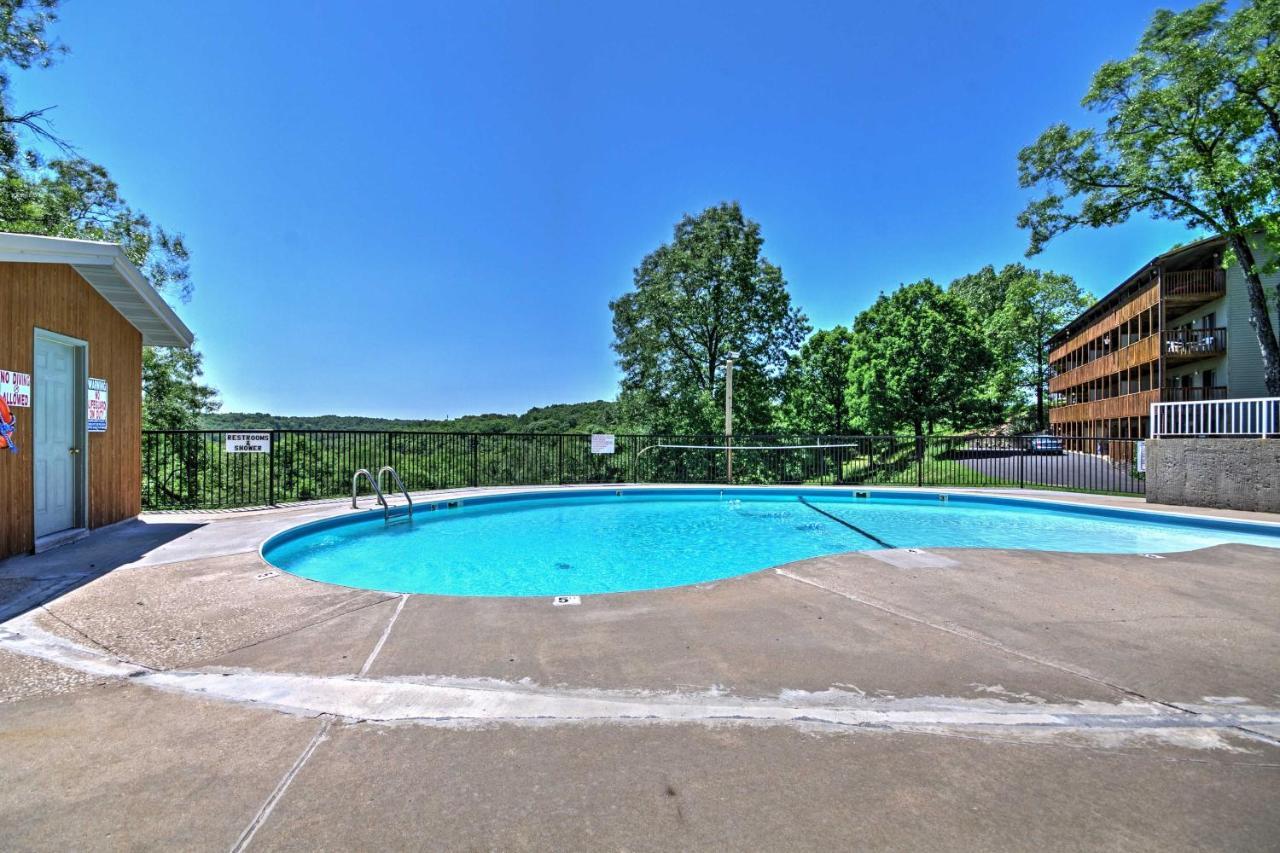 Inviting Branson West Condo With Pool Access Kültér fotó